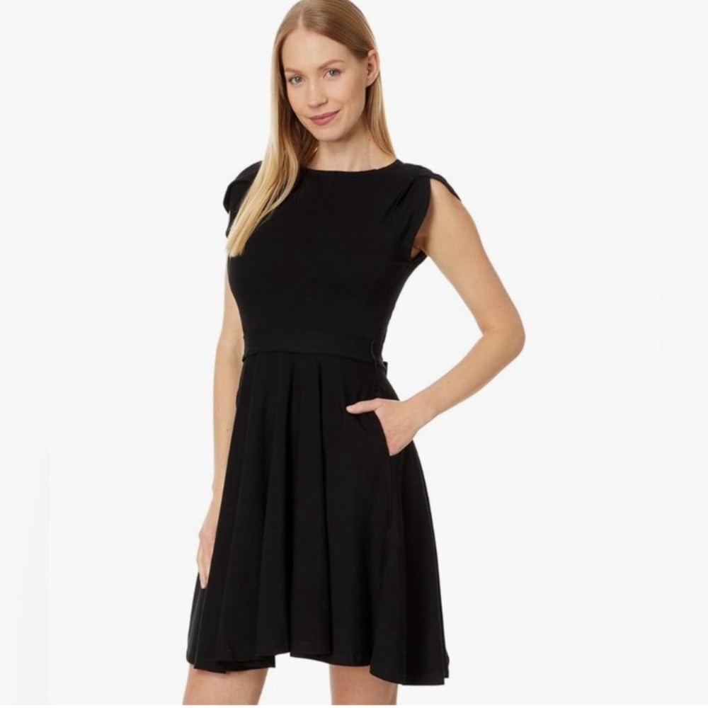 NWT Pact Fit & Flair Petal Sleeve Dress